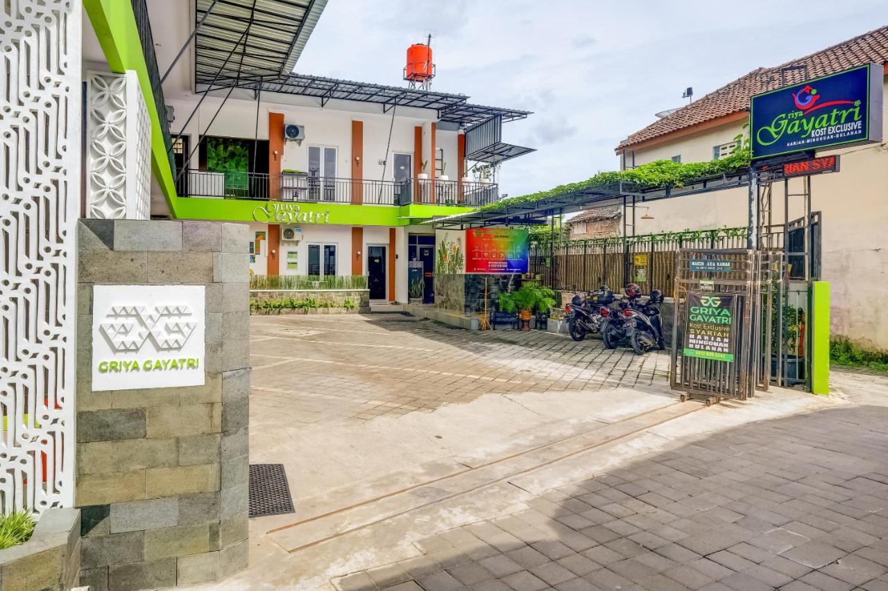 Melati Super Oyo 3496 Griya Gayatri Syariah酒店 外观 照片